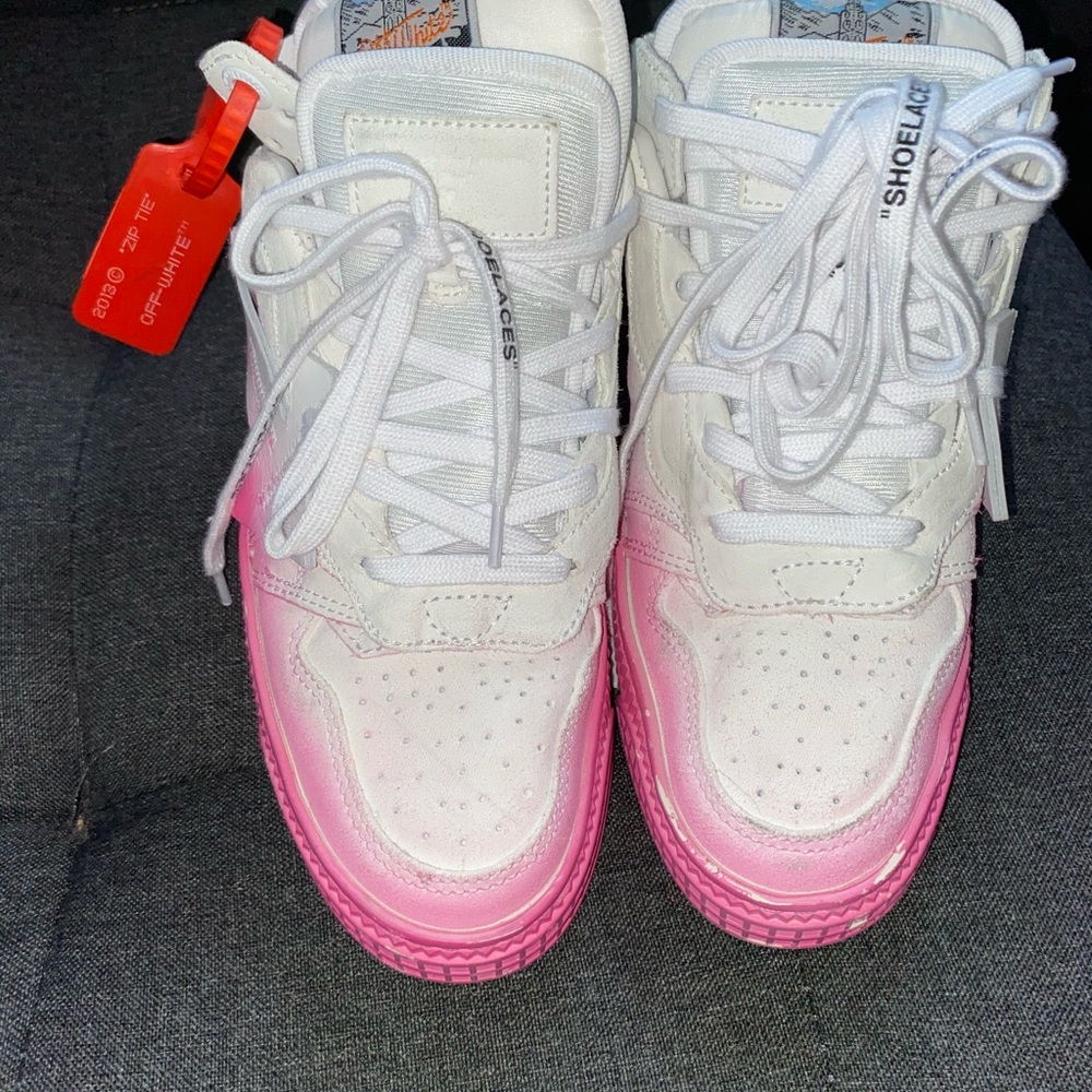Off White Gym Shoes Size 38 original box